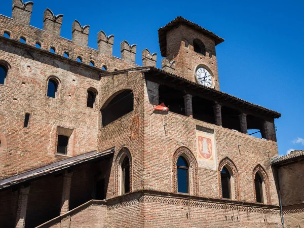 Palazzo del Podesta i Castell Arquato, Italien — Stockfoto