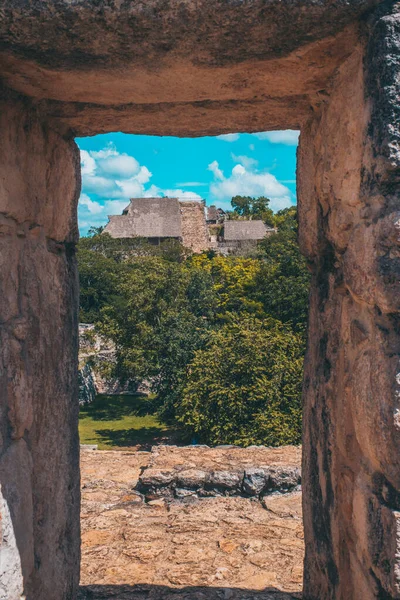 Ruinas de naturaleza —  Fotos de Stock