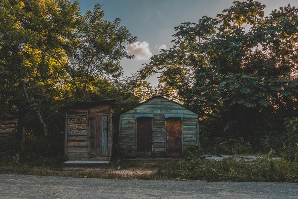 Dominikanisches typisches Haus — Stockfoto