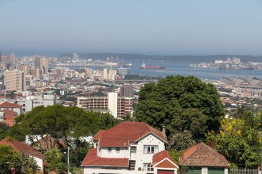 Kill berea-westridge Durban kwa zulu Natal Güney Afrika ve içinde mesafe FITH katlı için limanda bir görünümünü 