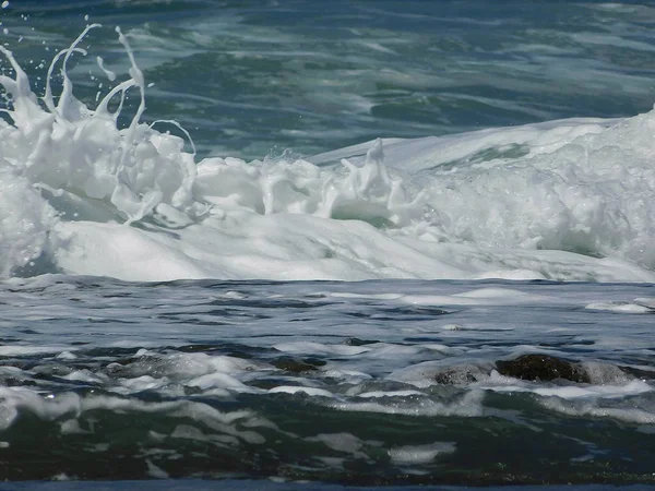 Güzel Dalga Deniz Mavi Beyaz — Stok fotoğraf