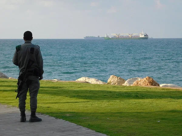  Deniz, akşam panorama izlerken İsrail asker