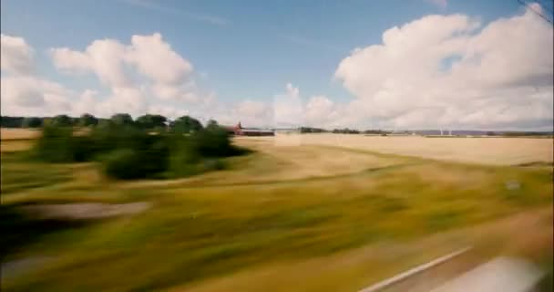 Güneşli Bir Gün Tren Trafik Yan Pencere Hızlı Hareket — Stok video