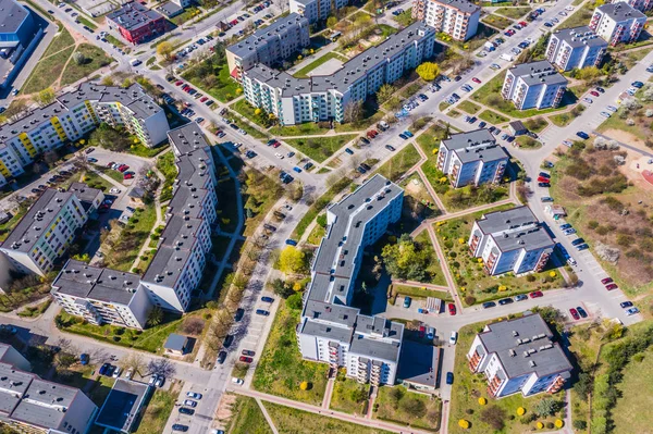 Aerial city view with crossroads and roads, houses, buildings, p — Stock Photo, Image