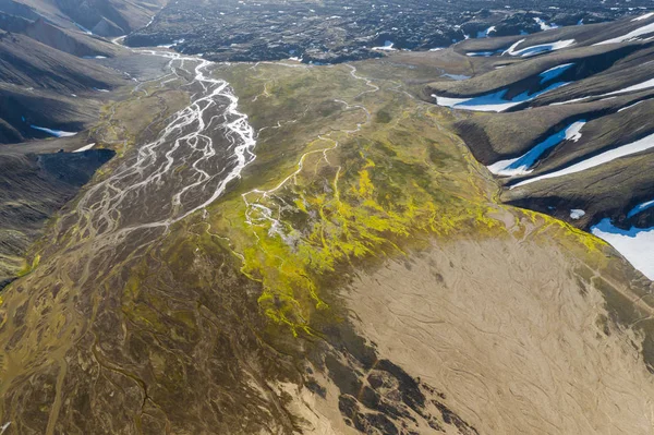 Vista aerea e vista dall'alto fiume in Islanda. Bella bac naturale — Foto Stock