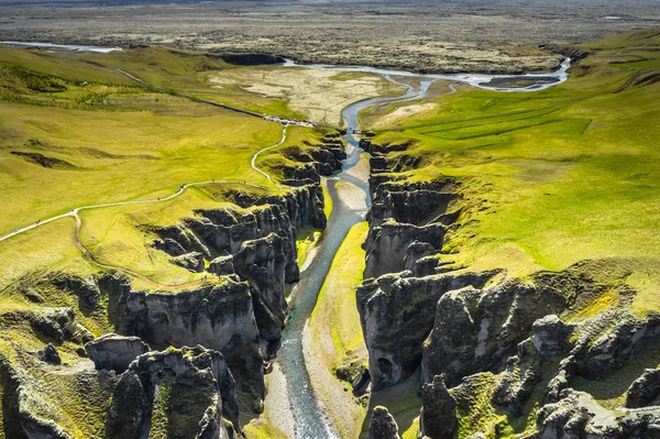 Paysage de Fjadrargljufur en Islande. Meilleure destination touristique . — Photo