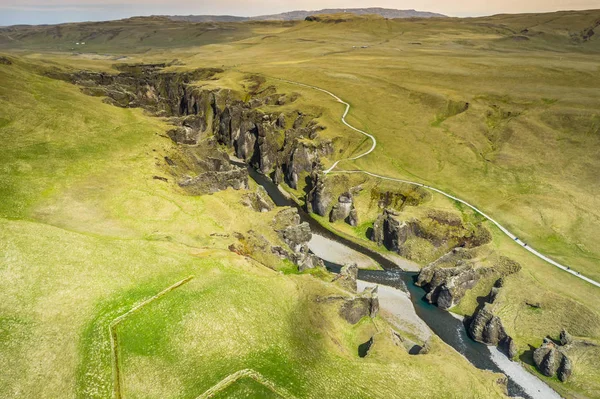 Izlanda Fjadrargljufur peyzaj. En iyi turizm hedefi. — Stok fotoğraf