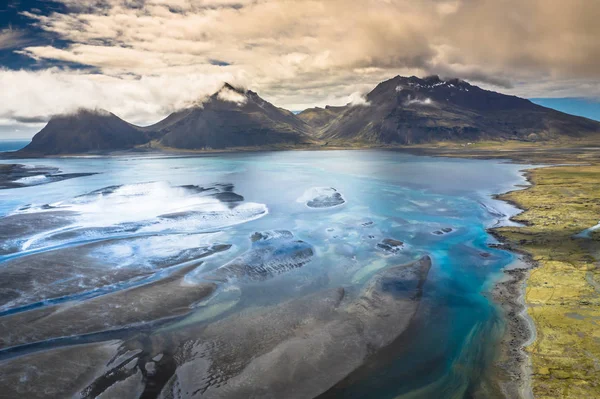 Güney-Doğu İzlanda havadan görünümü. İzlanda'nın ezici görünümü — Stok fotoğraf
