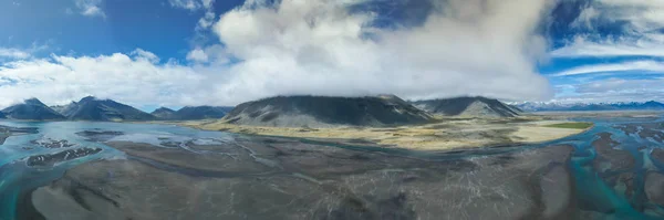Flygbild över fantastiska Islands landskap — Stockfoto