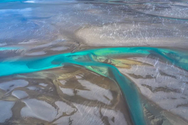 Vue aérienne et vue sur la rivière en Islande magnifique dos naturel — Photo