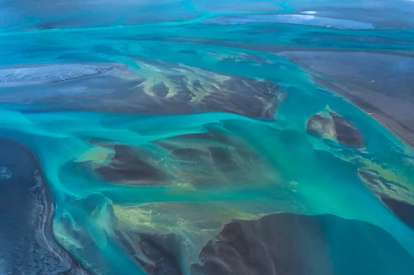 Vista aerea e vista dall'alto fiume in Islanda bella schiena naturale — Foto Stock