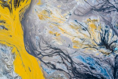 Bozulmuş manzara. Yok edilmiş topraklar. Yukarıdan görüntüleyin. Sürrealisti