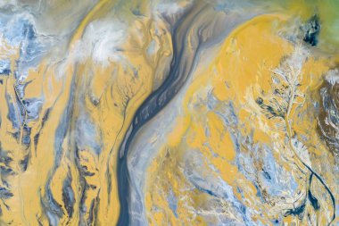 Bozulmuş manzara. Yok edilmiş topraklar. Yukarıdan görüntüleyin. Sürrealisti