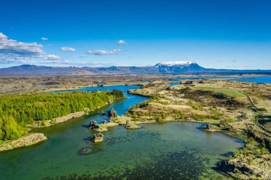 Kuzey İzlanda'da Myvatn Gölü manzarası. Wiew yukarıdan