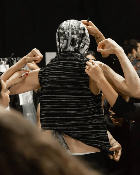 Milan Italy June Beautiful Model Poses Backstage Just Isabel Benenato — Stock Photo, Image