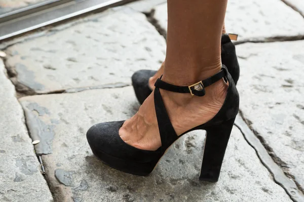 ミラノ イタリア 2018 日にミラノ女性のファッション ウィーク期間中にミラノでビブロス ファッションショー外靴の詳細 — ストック写真