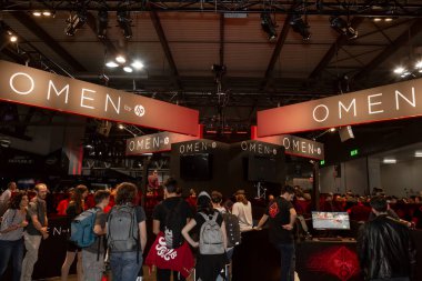 Milan, İtalya - 5 Ekim: Oyunlar hafta 2018, video oyunları ve Milan 5 Ekim 2018 üzerinde elektronik eğlence için ayrılmış olay kişi ziyaret.