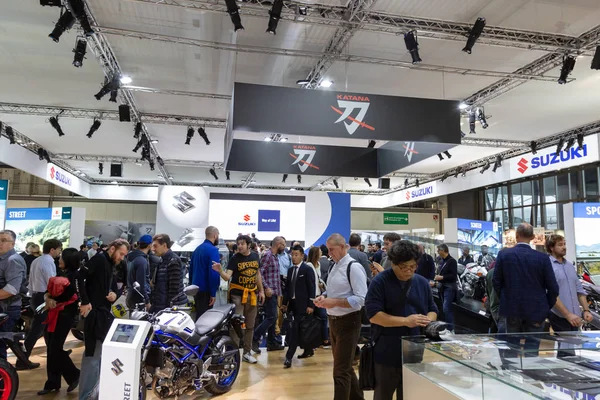 Milán Italia Noviembre Gente Visita Eicma Exposición Internacional Motocicletas Noviembre — Foto de Stock