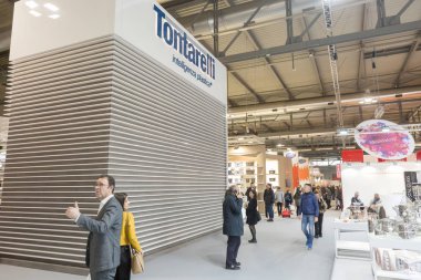Milan, İtalya - 25 Ocak: İnsanlar Homi, ev Uluslararası gösteri ve referans noktası için tüm o iç tasarım sektöründe 25 Ocak 2019 Milano ziyaret edin.