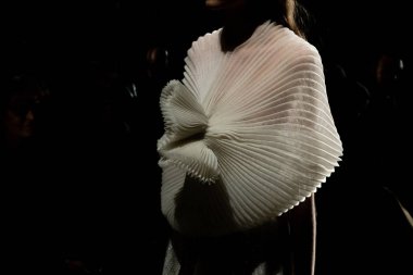 Güzel model pist yürüyüş