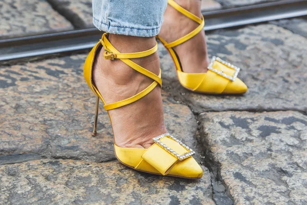 Detalle de zapatos en Milan Women 's Fashion Week — Foto de Stock