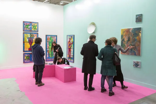 People visiting Miart 2019 in  Milan, Italy — Stock Photo, Image