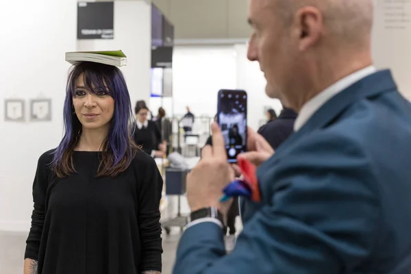 People visiting Miart 2019 in  Milan, Italy — Stock Photo, Image