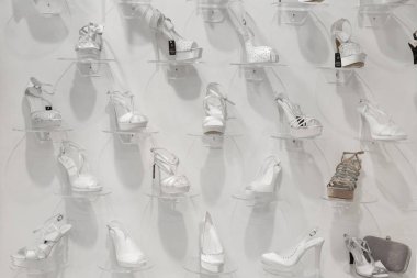 S Sposaitalia 2019 'de ekranda ayakkabılar Milan, Italya