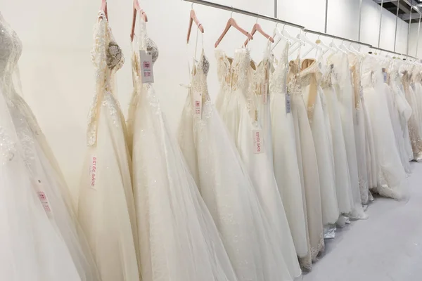Dresses on display at S�� Sposaitalia 2019 in Milan, Italy — Stock Photo, Image