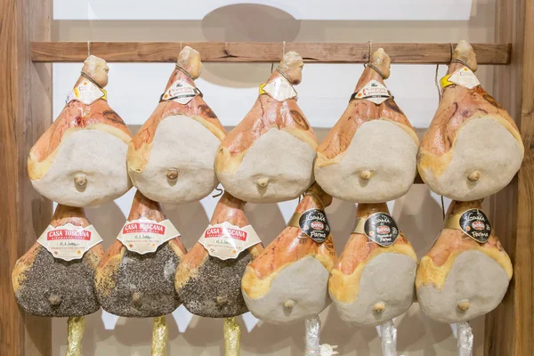 Raw ham at Tuttofood 2019 in Milan, Italy — Stock Photo, Image