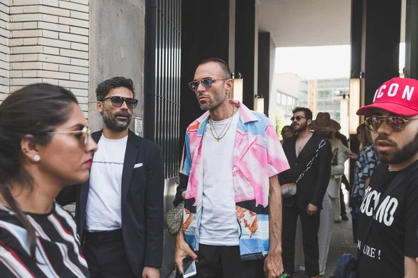 Milan erkekler moda haftası moda insanlar — Stok fotoğraf