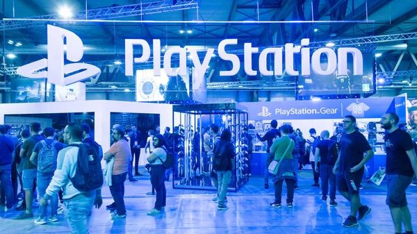 Personnes visitant Milan Games Week 2019 — Photo