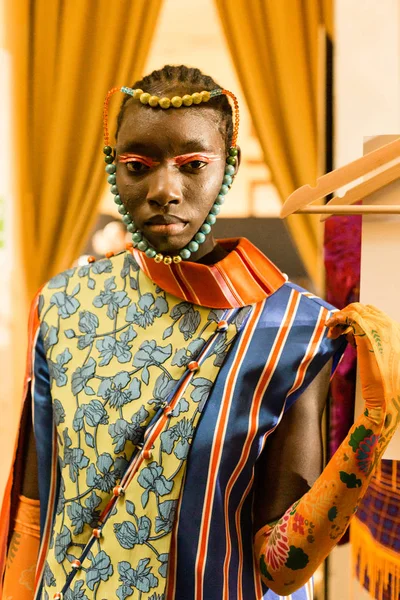 Gorgeous model posing in the backstage — Stock Photo, Image