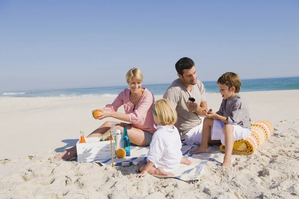 Family Vacations Beach — Stock Photo, Image