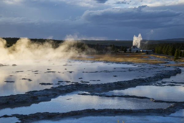 Frysning Daggry Tåger Yellowstone Lake West Thumb Geyser Basin Yellowstone - Stock-foto