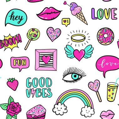 Vektör seamless modeli moda eğlenceli ile yamalar: dudak, yıldız, çilek, arka plan üzerinde konuşma balonu. Pop art çıkartma, yamalar, iğne, rozetleri 80s 90s stili
