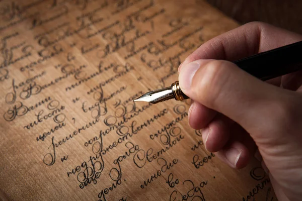 Pluma Estilográfica Mano Carta Con Texto Cerca — Foto de Stock