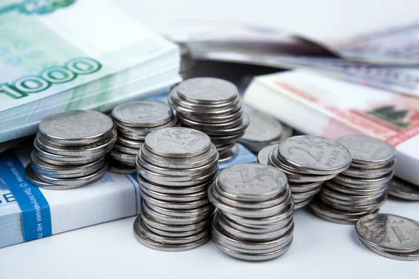 Bundle Russian Banknotes Many Russian Coins Closeup — Stock Photo, Image