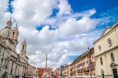 Piazza Navona Roma, İtalya. Roma mimarisi ve dönüm noktası. Piazza Navona bir Roma ve İtalya'nın ana konumlar, Domitian Stadyumu kalıntıları üzerine inşa edilmiş