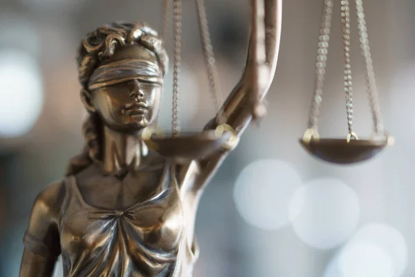 Statue Der Gerechtigkeit Mit Waage Anwaltsbüro Lady Justice Symbol Der — Stockfoto