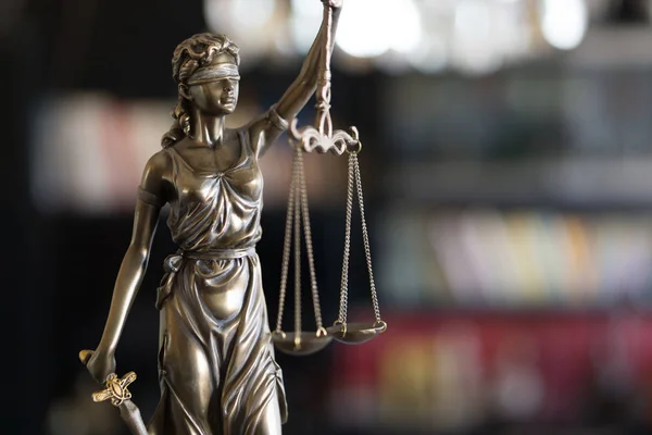 Statue Der Gerechtigkeit Mit Waage Anwaltsbüro Lady Justice Symbol Der — Stockfoto