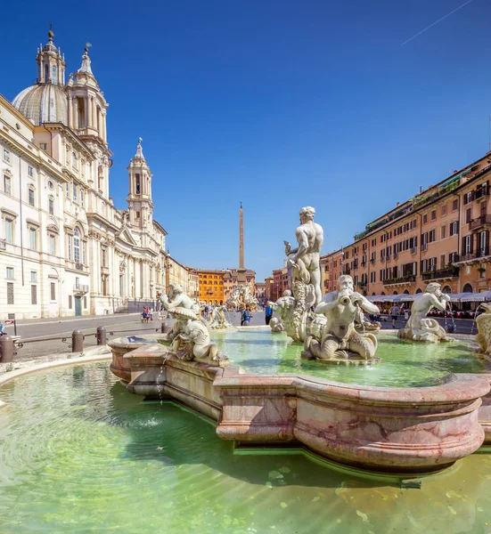 Piazza Navona, Rom, Italien, Europa. Roms antika stadion för idrottstävlingar — Stockfoto