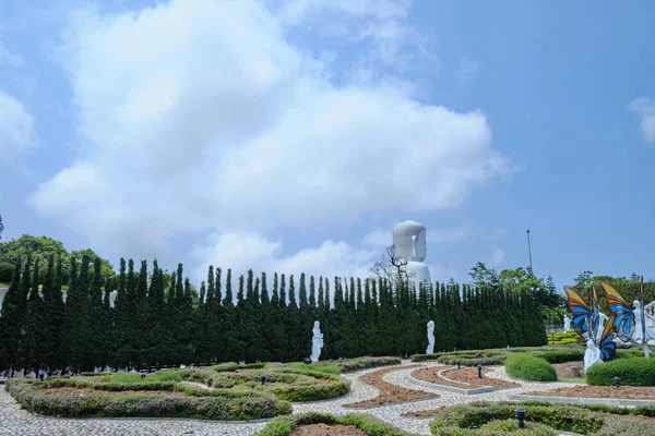 Da Nang, Vietnam. 24 Mart 2020. COVID-19 karantinasında Ba Na Hills.