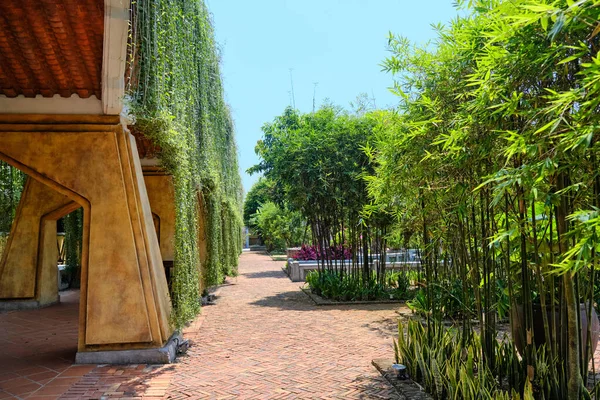 Da Nang, Vietnam. 24 Mart 2020. COVID-19 karantinasında Ba Na Hills.