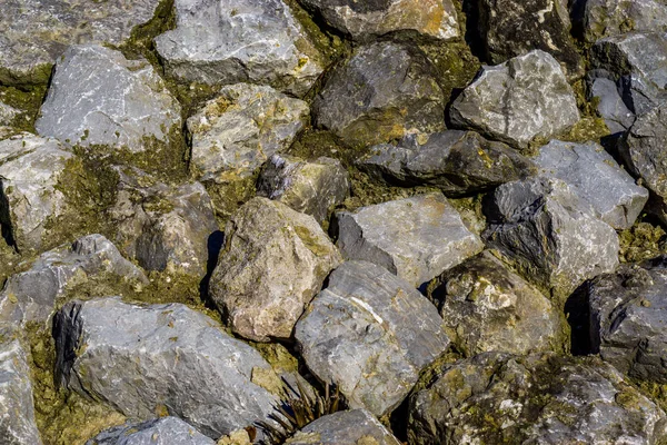 Patrón de fondo de diversas rocas grandes en diferentes tamaños y formas, arquitectura natural y decorativa —  Fotos de Stock