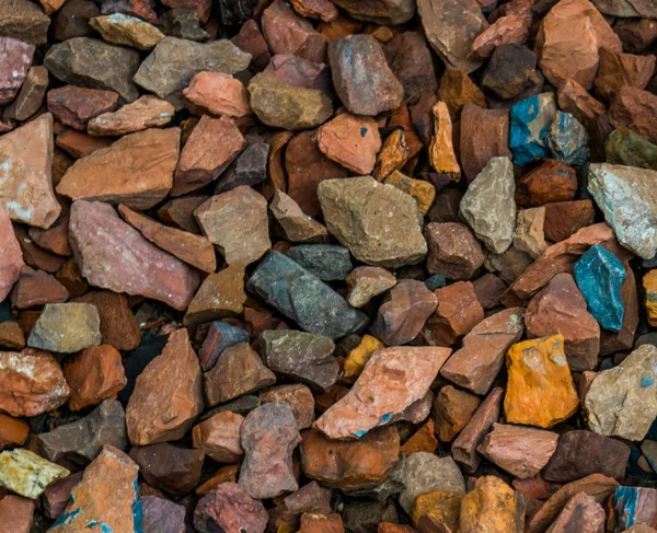 Struktura malých štěrkových skal, zahradní dekorace pro pěší stezky, pozadí rockových vzorů — Stock fotografie