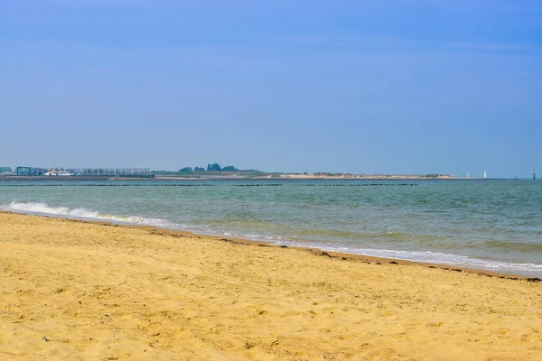 夏の海岸 ゼーラント州 オランダでは — ストック写真