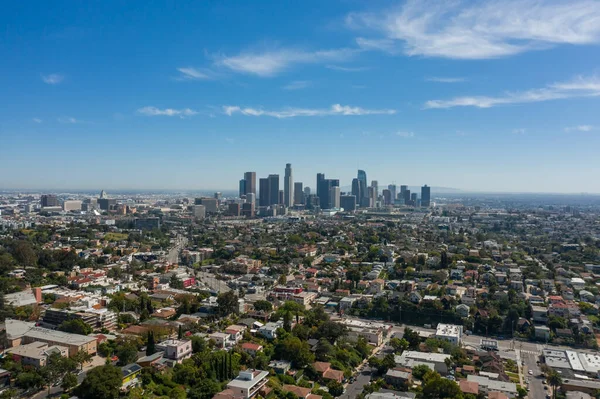 Légi Panorámás Kilátás Los Angeles Városára Babakék Hátterével Szemben — Stock Fotó