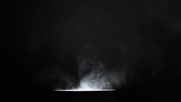 Fum Fundal Întunecat Fum Gros Curling Peste Lanternă Luminoasă Divinaţie — Videoclip de stoc