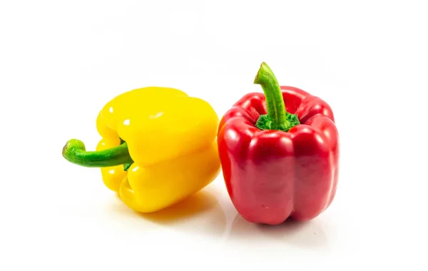 在白色背景下分离的蔬菜甜椒 — 图库照片
